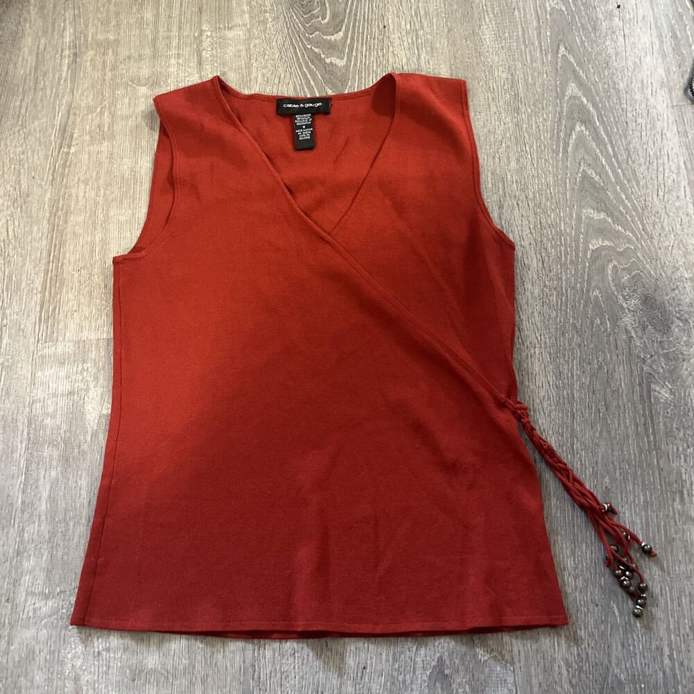 Cable & Gauge Sleeveless Burnt Red Top With Side Tassle Size S